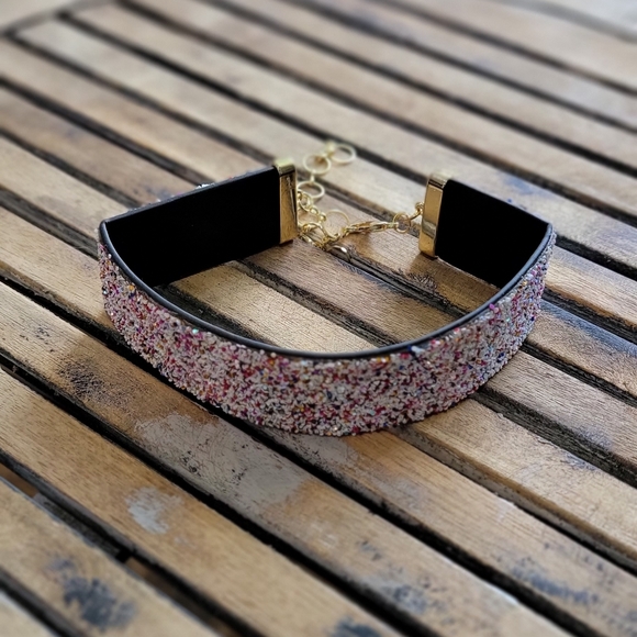 Jewelery - Picture 3 of 5